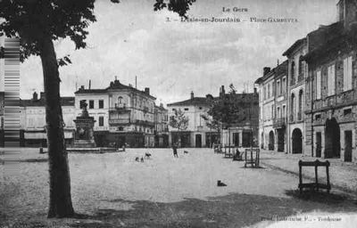 Place Gambetta autrefois